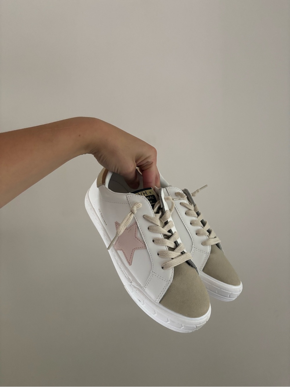 Vintage Havana White Sneakers with Pink Star and Beige Toe